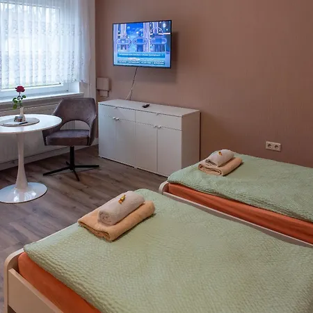 Top-Moderne Ferienwohnung Und Apartments Auf Frueherem Wunderschoenen Bauernhof Im Elbe-Elster-Kreis In Brandenburg Bei Herzberg-Elster, Schoenewalde, Holzdorf Extérieur photo