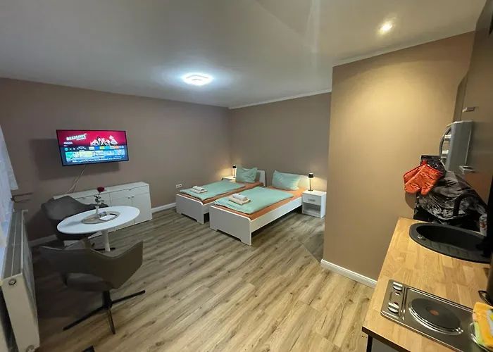 Top-Moderne Ferienwohnung Und Apartments Auf Frueherem Wunderschoenen Bauernhof Im Elbe-Elster-Kreis In Brandenburg Bei Herzberg-Elster, Schoenewalde, Holzdorf