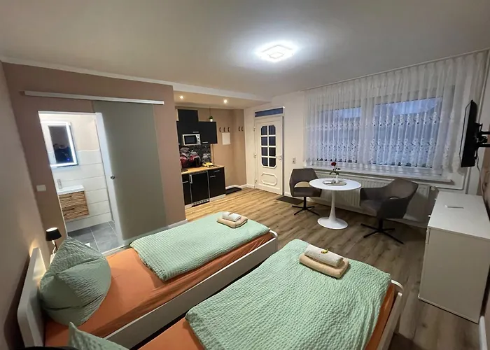 Top-Moderne Ferienwohnung Und Apartments Auf Frueherem Wunderschoenen Bauernhof Im Elbe-Elster-Kreis In Brandenburg Bei Herzberg-Elster, Schoenewalde, Holzdorf